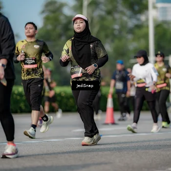 Runner Photo 6834834