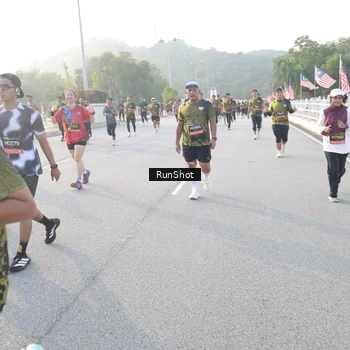 Runner Photo 6834843