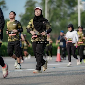 Runner Photo 6834845