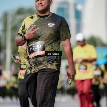 Runner Photo 6834854