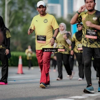 Runner Photo 6834855