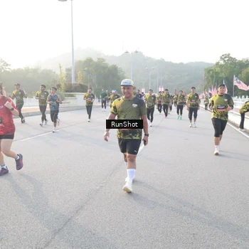 Runner Photo 6834863