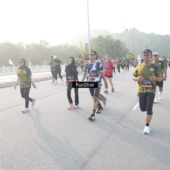 Runner Photo 6834864