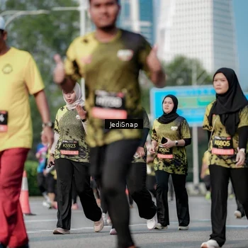 Runner Photo 6834865