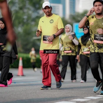 Runner Photo 6834866