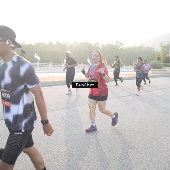 Runner Photo 6834872