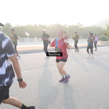 Runner Photo 6834874