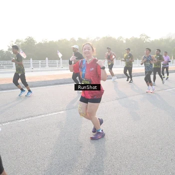 Runner Photo 6834887