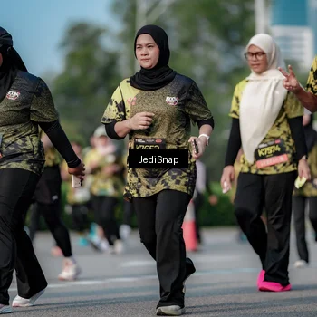 Runner Photo 6834891
