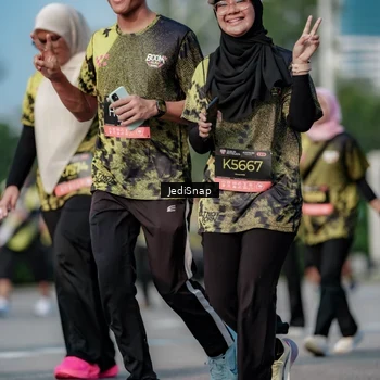 Runner Photo 6834900