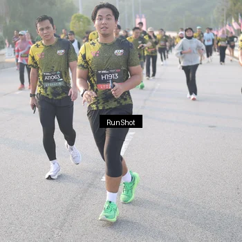 Runner Photo 6834938