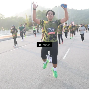Runner Photo 6834952