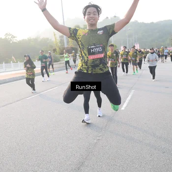 Runner Photo 6834963