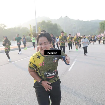 Runner Photo 6834972