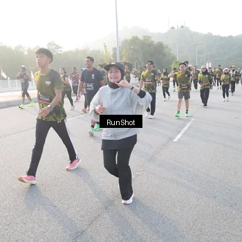 Runner Photo 6835021