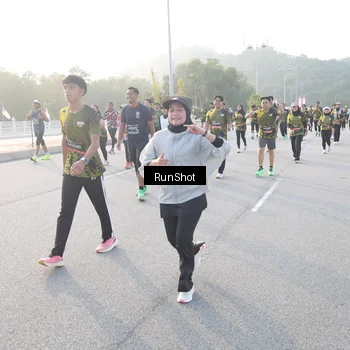 Runner Photo 6835026