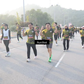 Runner Photo 6835030