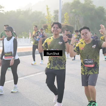 Runner Photo 6835043