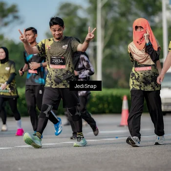 Runner Photo 6835044