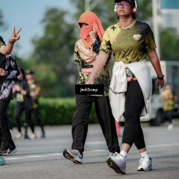 Runner Photo 6835047