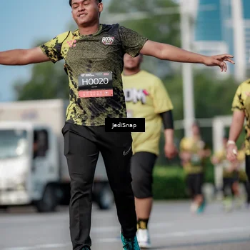 Runner Photo 6835065