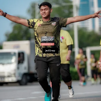 Runner Photo 6835069