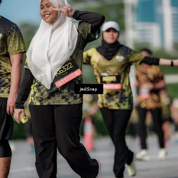 Runner Photo 6835074
