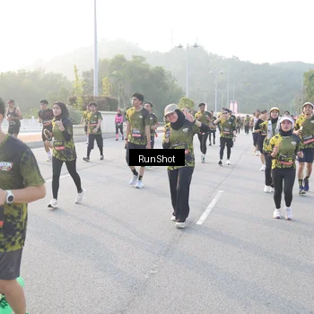 Runner Photo 6835082