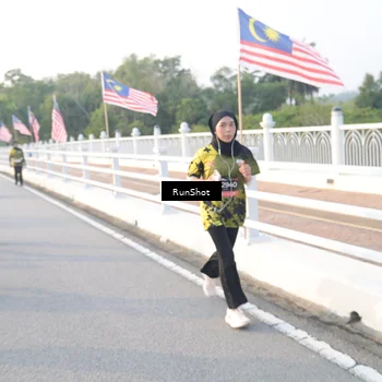 Runner Photo 6835084
