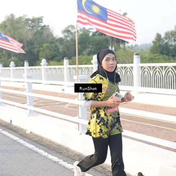 Runner Photo 6835088