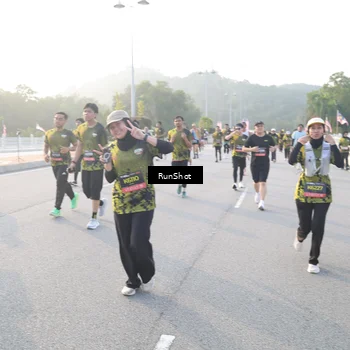 Runner Photo 6835122