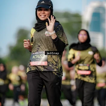 Runner Photo 6835137