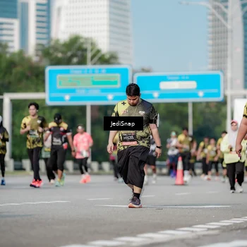 Runner Photo 6835146