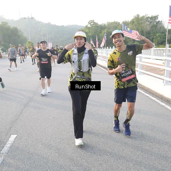 Runner Photo 6835155