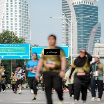 Runner Photo 6835162