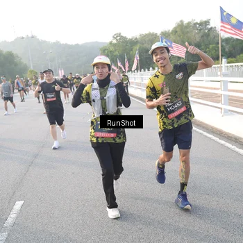 Runner Photo 6835164
