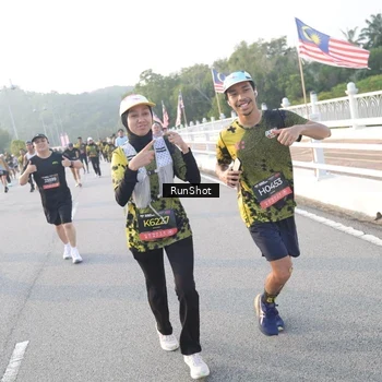 Runner Photo 6835166