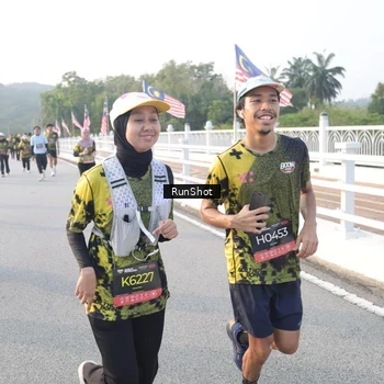 Runner Photo 6835174
