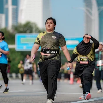 Runner Photo 6835178