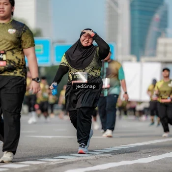 Runner Photo 6835182