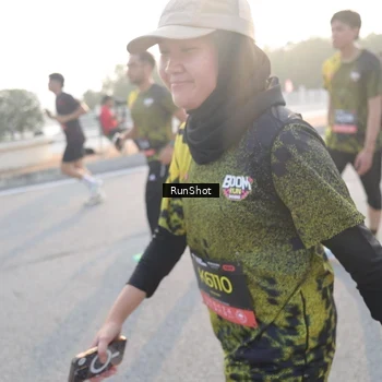 Runner Photo 6835187