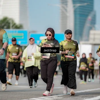 Runner Photo 6835216