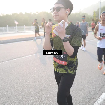 Runner Photo 6835240