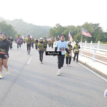 Runner Photo 6835272
