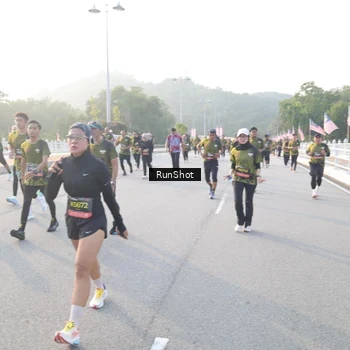 Runner Photo 6835287