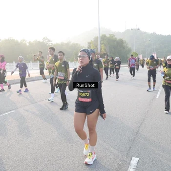 Runner Photo 6835293