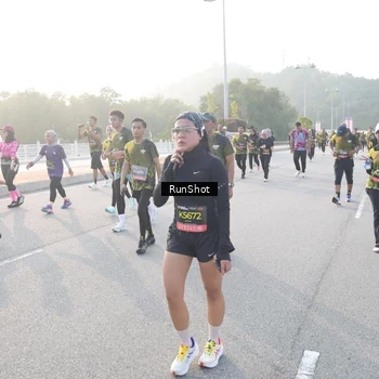 Runner Photo 6835295