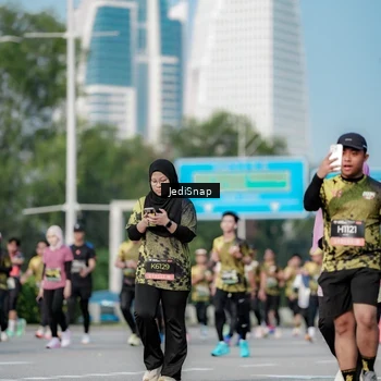 Runner Photo 6835296