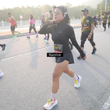 Runner Photo 6835306