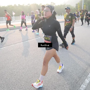 Runner Photo 6835307